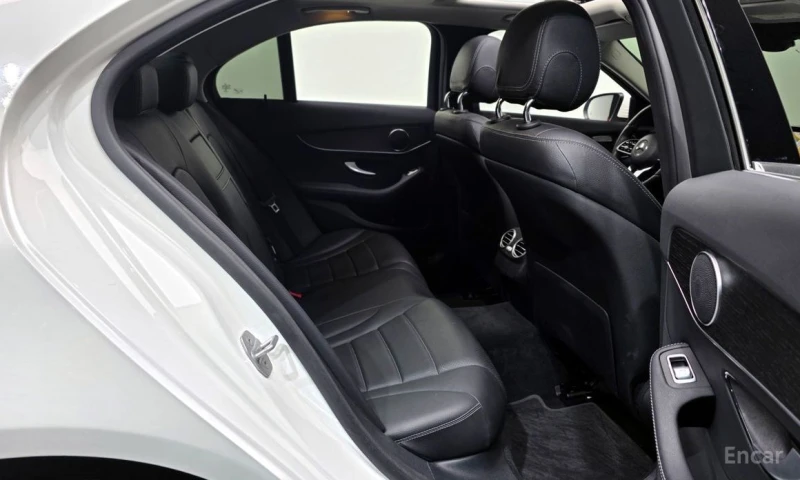 Mercedes-Benz C 220, снимка 12 - Автомобили и джипове - 53107412