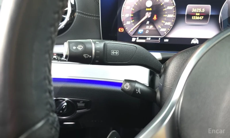 Mercedes-Benz CLS 400, снимка 9 - Автомобили и джипове - 53309892