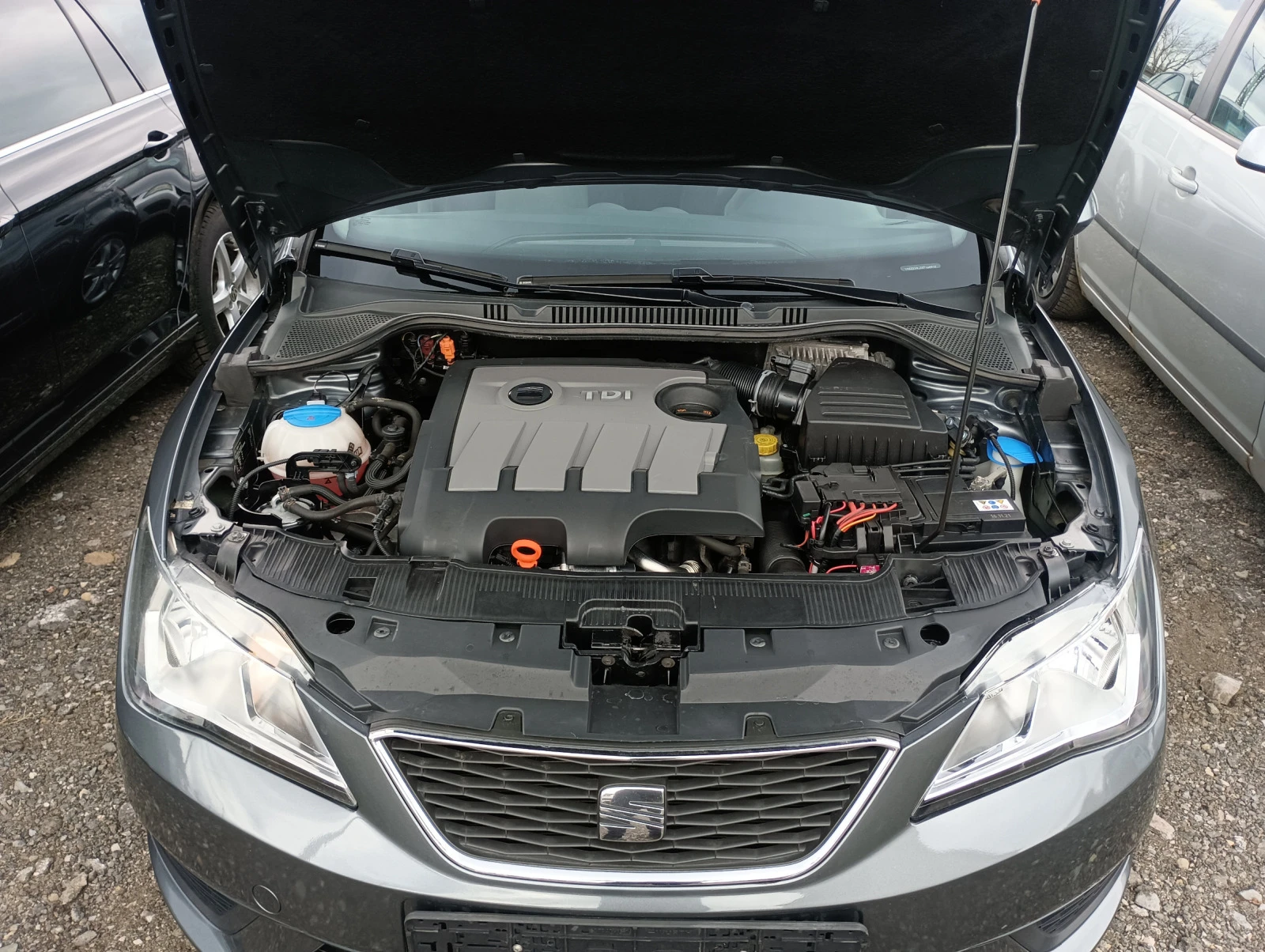 Seat Ibiza 1.6TDI 159000km!!! | Mobile.bg — изображение 12