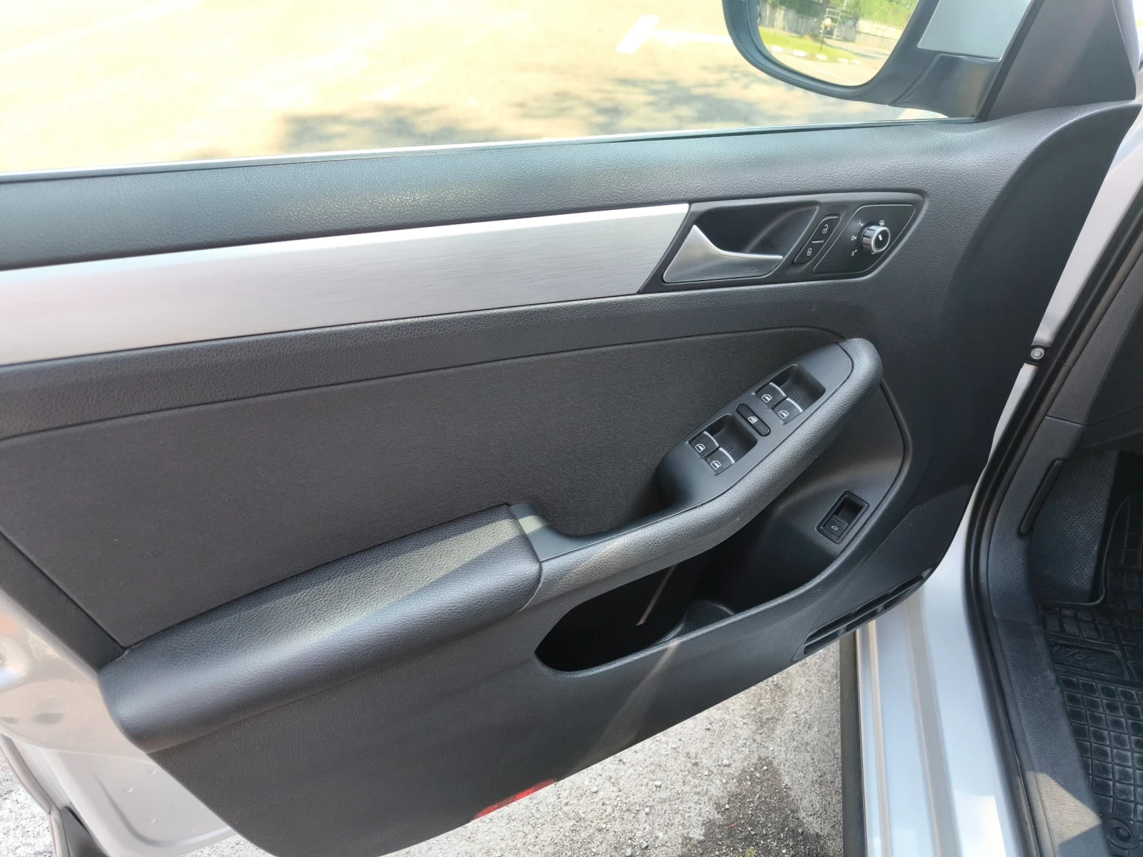 VW Jetta 1.4 i hibrid - изображение 9