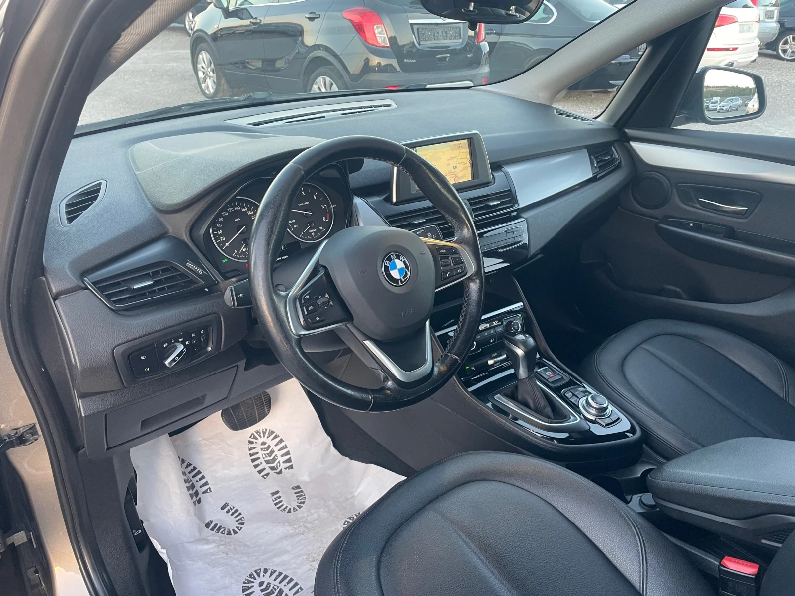 BMW 2 Active Tourer 216D EURO6B NAVI КОЖА AUTOMATIC - изображение 6