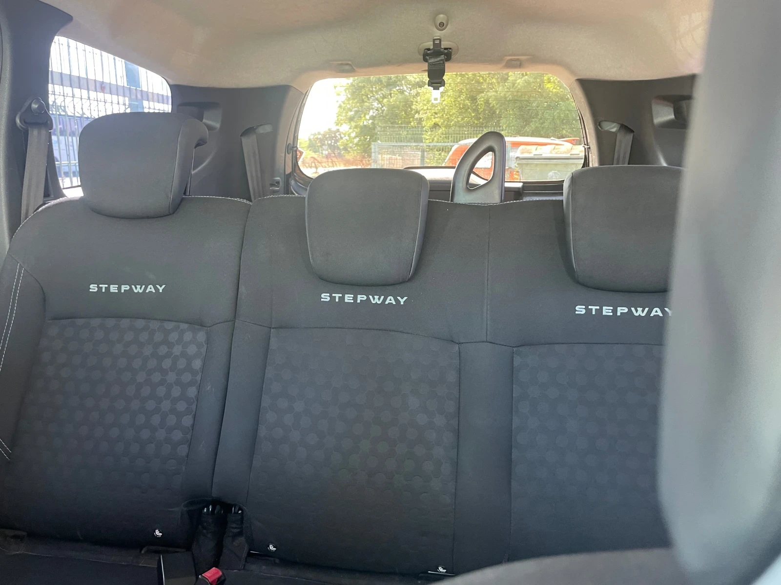 Dacia Lodgy Stepway - изображение 7