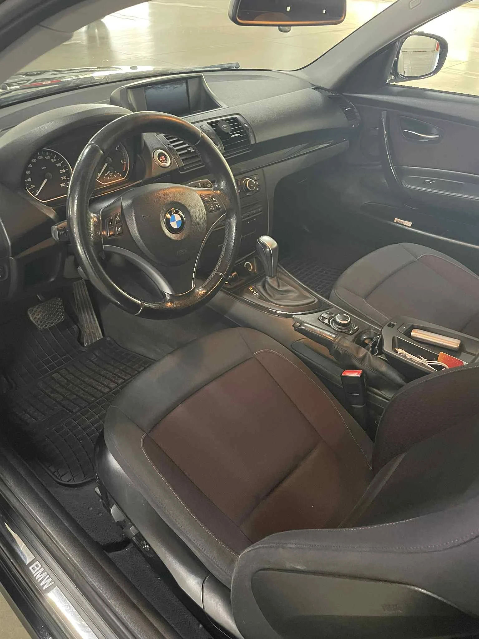 BMW 118 118d - изображение 7