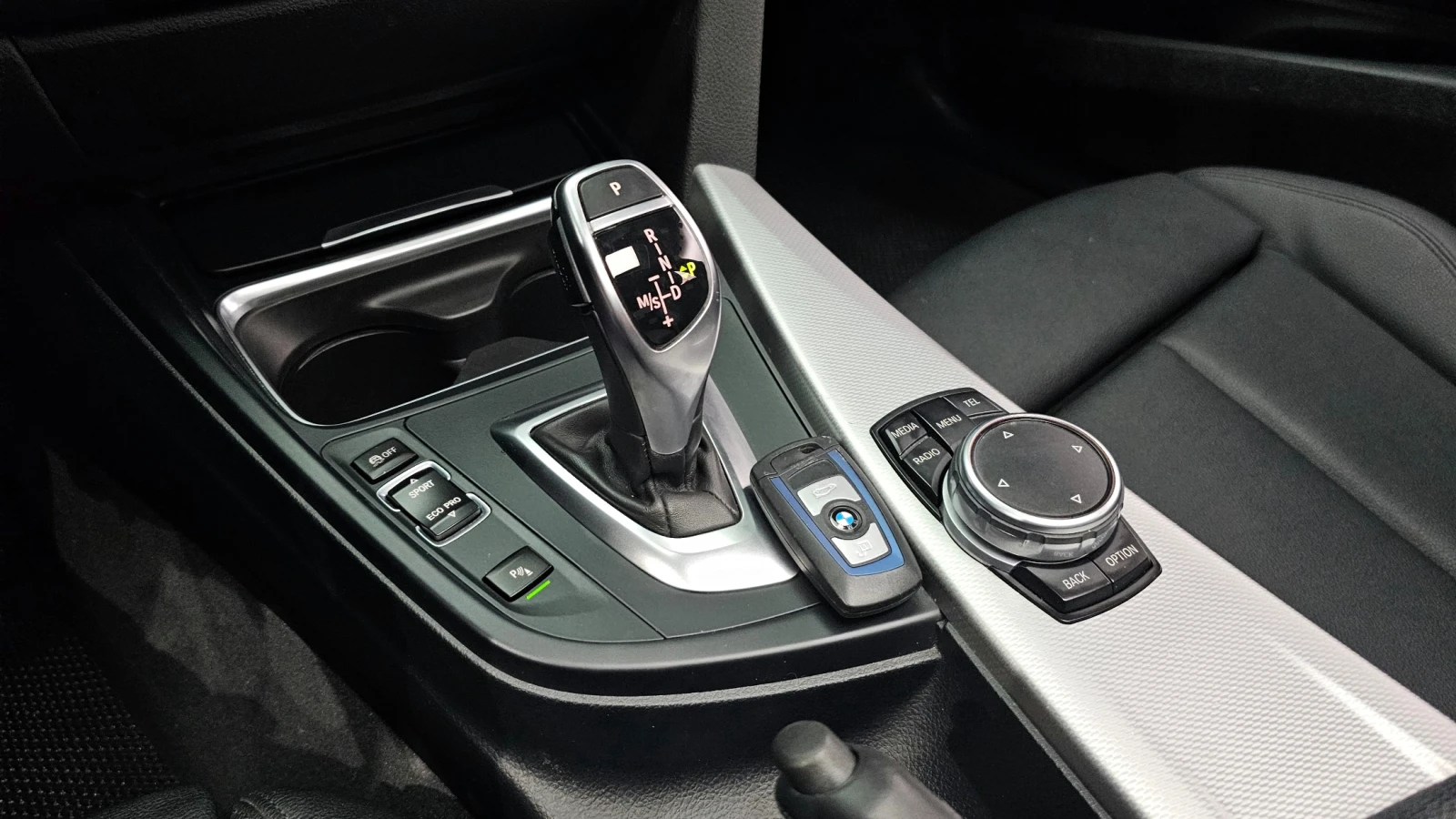 BMW 320 M-Performance EDITION autogeorge.com - изображение 8