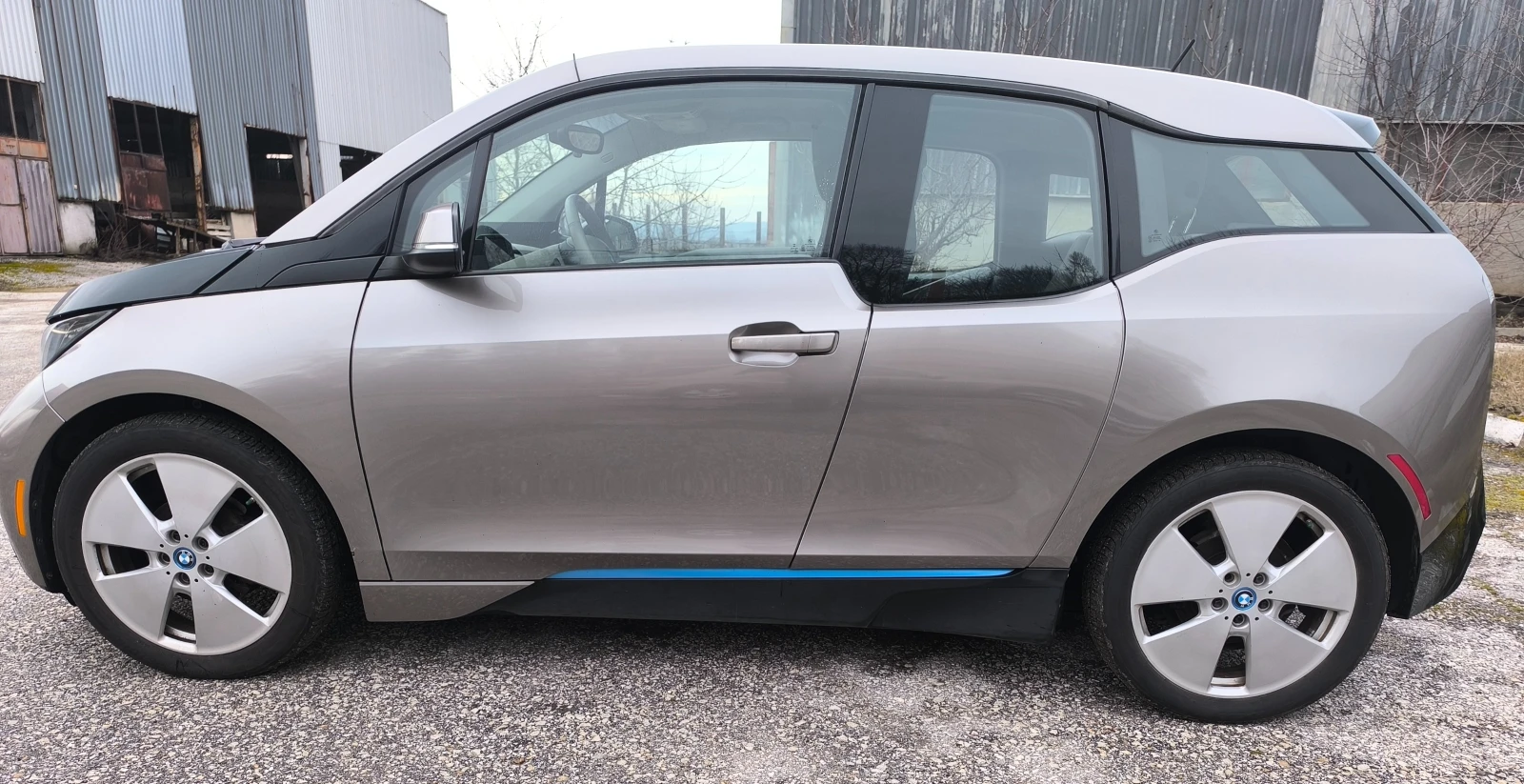 BMW i3 REX-ХИБРИДЕН 60Ah-ЛИЗИНГ - изображение 8