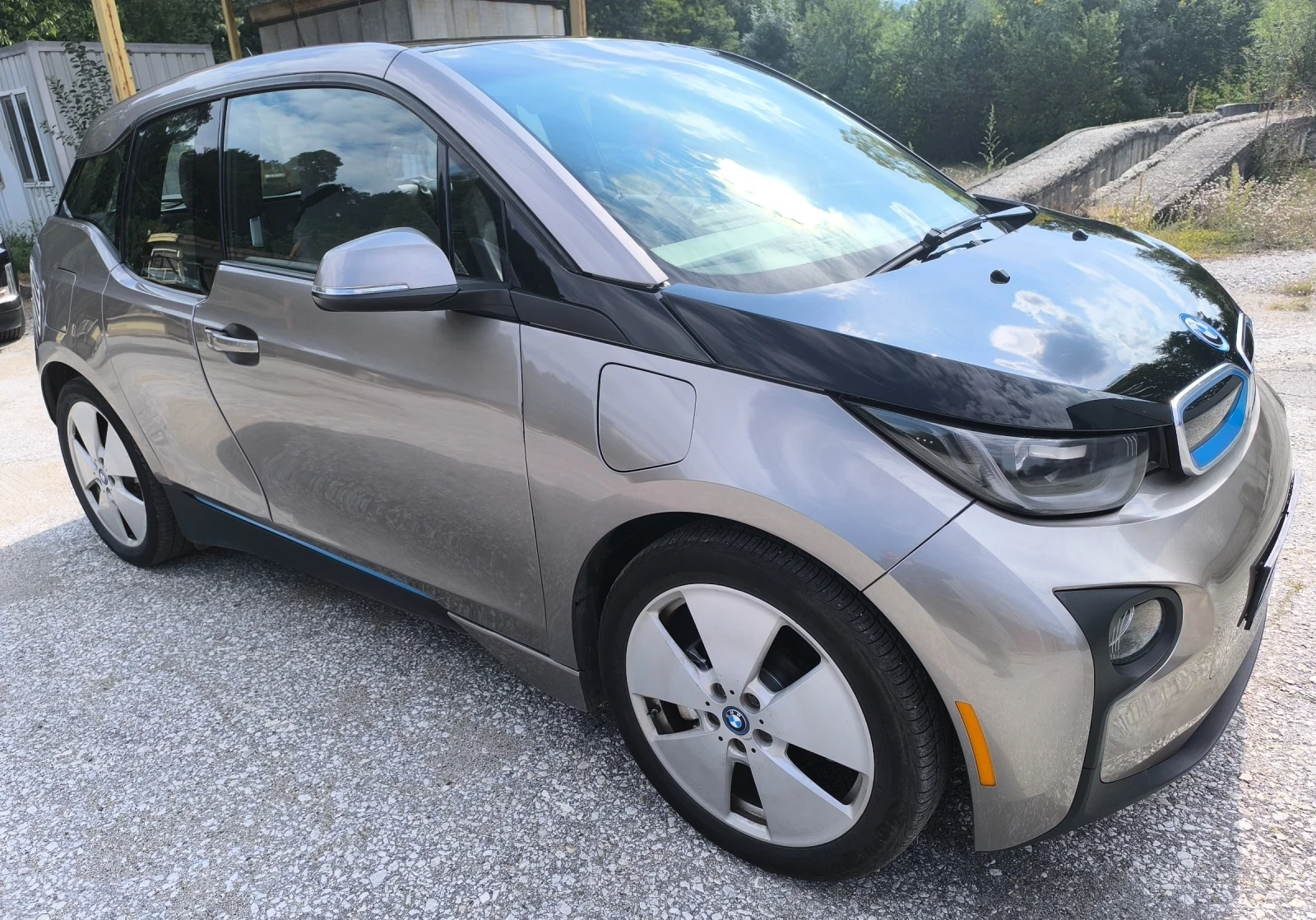 BMW i3 REX-ХИБРИДЕН - 1 евро на 100км.