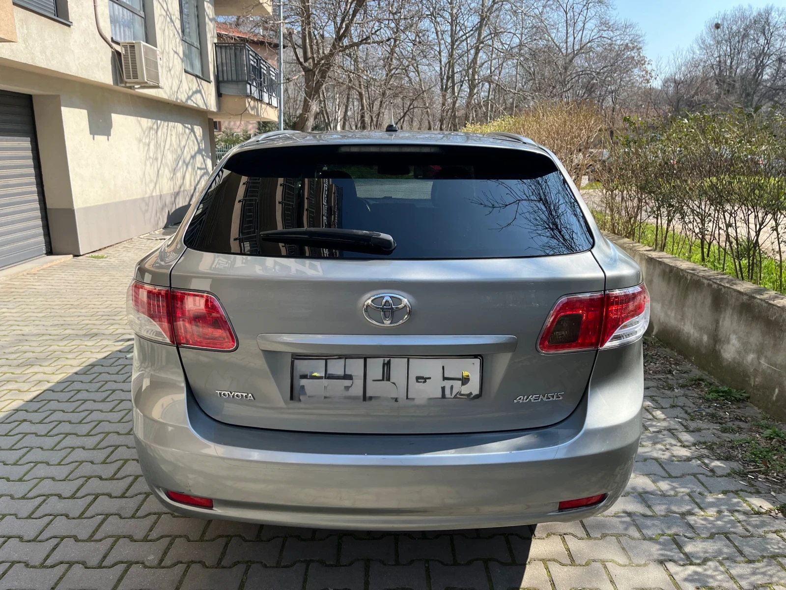Toyota Avensis, снимка 11 - Автомобили и джипове - 53748488