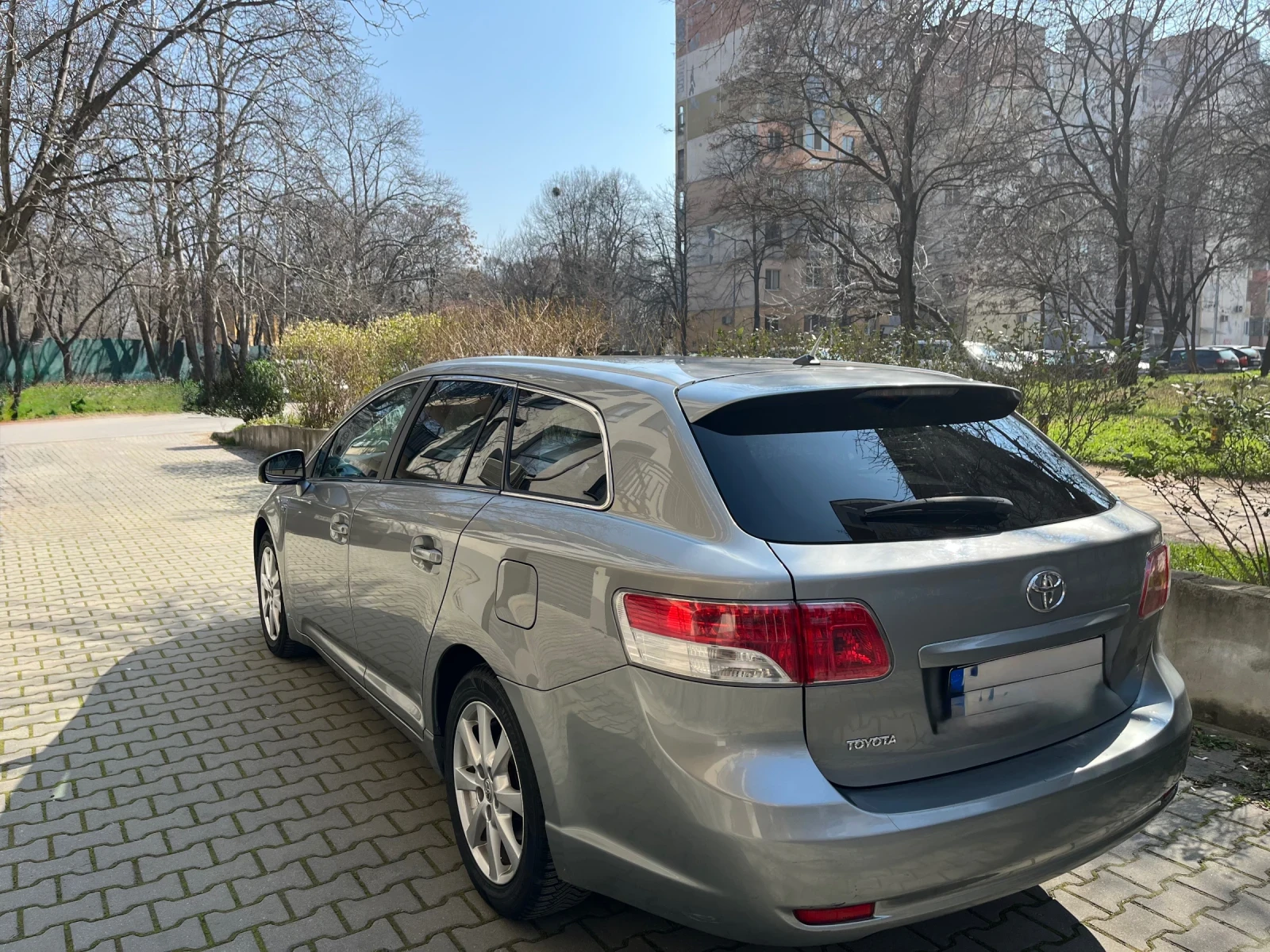 Toyota Avensis, снимка 5 - Автомобили и джипове - 53748488