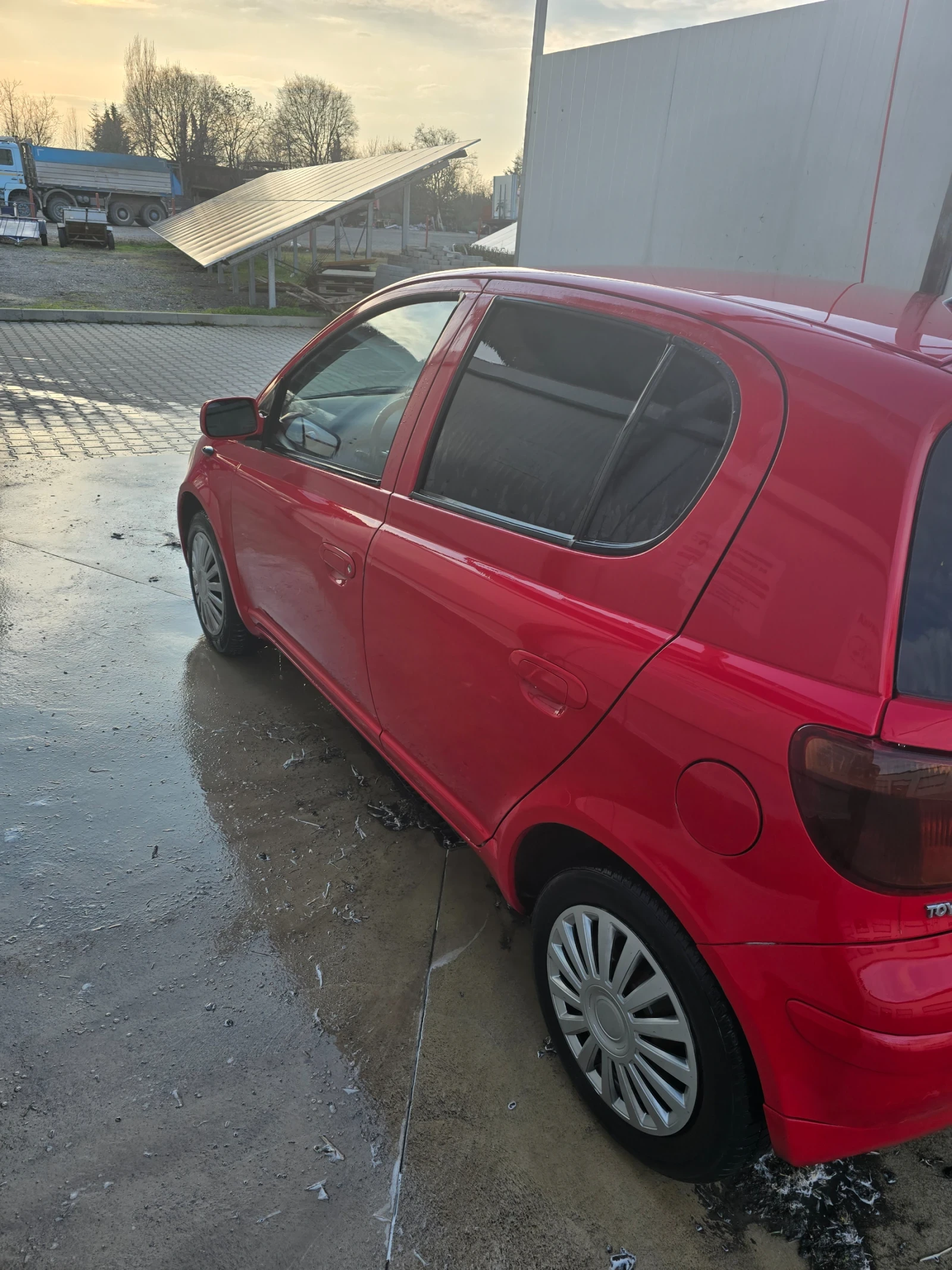 Toyota Yaris 1.4 d4d, снимка 4 - Автомобили и джипове - 53821832