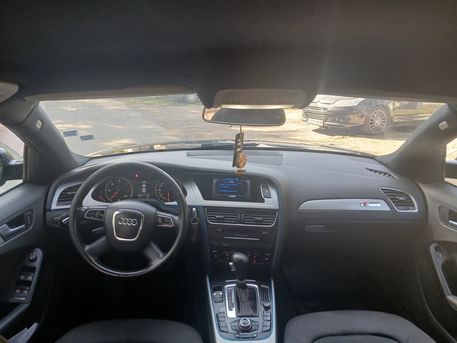 Audi A4 2 0 tdi, снимка 9 - Автомобили и джипове - 53834821