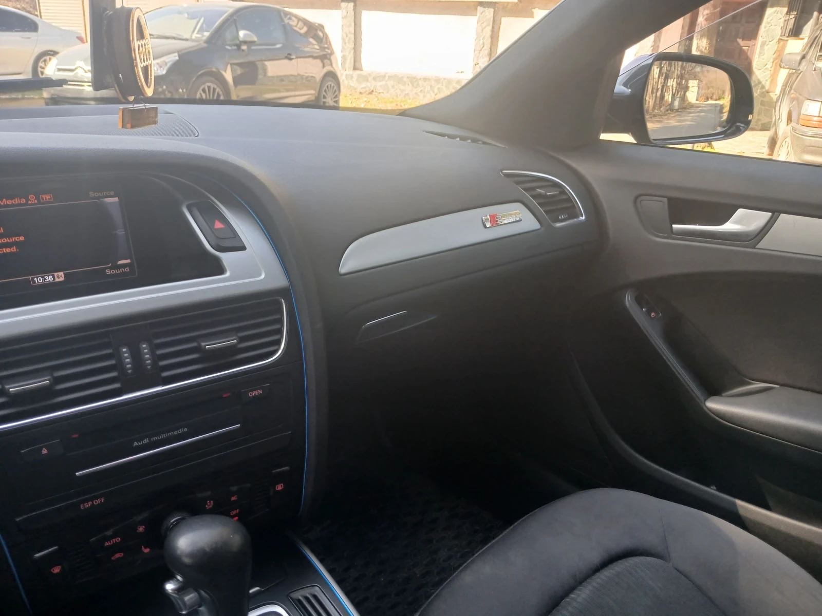 Audi A4 2 0 tdi, снимка 13 - Автомобили и джипове - 53834821