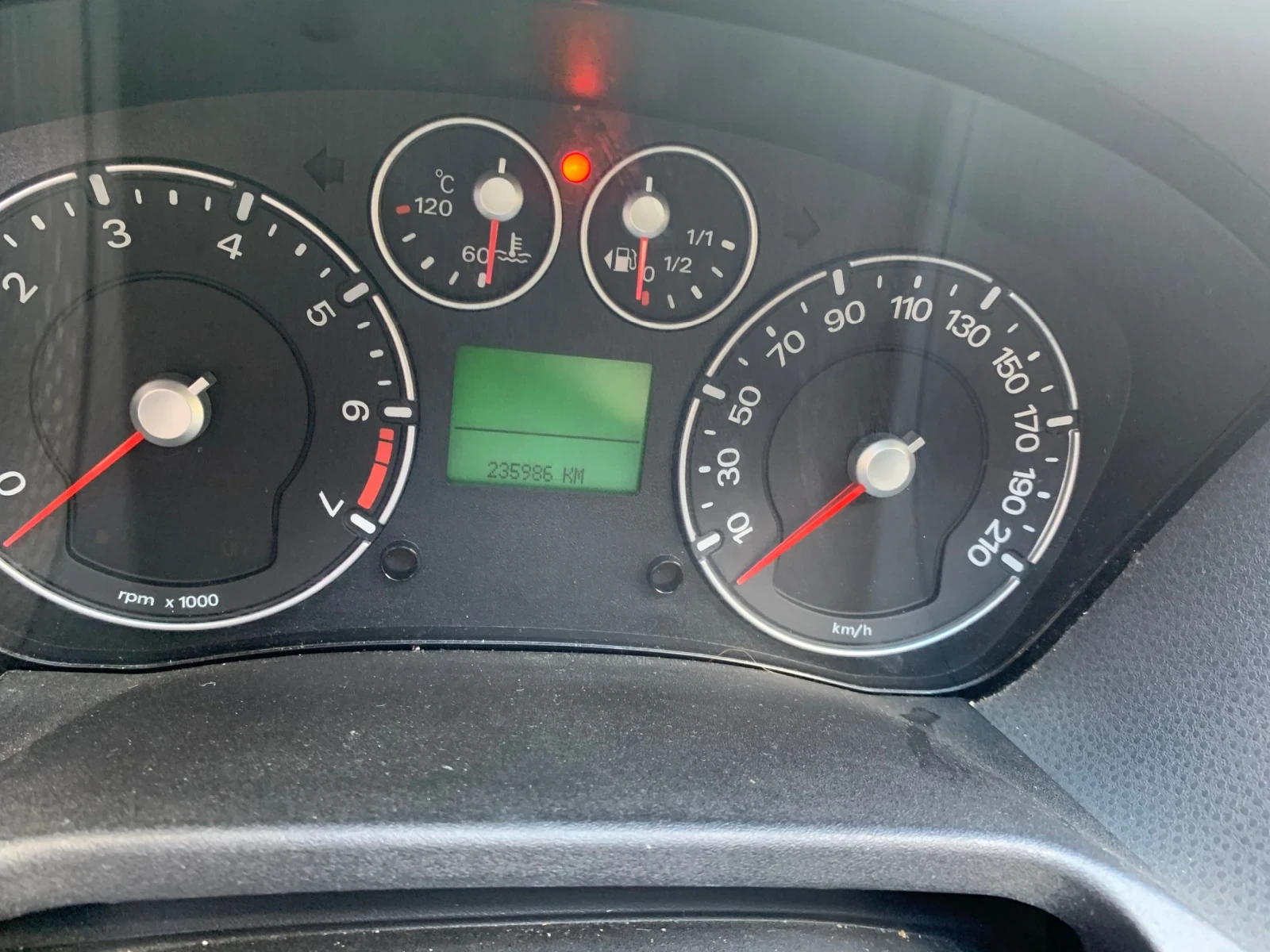 Ford Fiesta, снимка 4 - Автомобили и джипове - 53989933