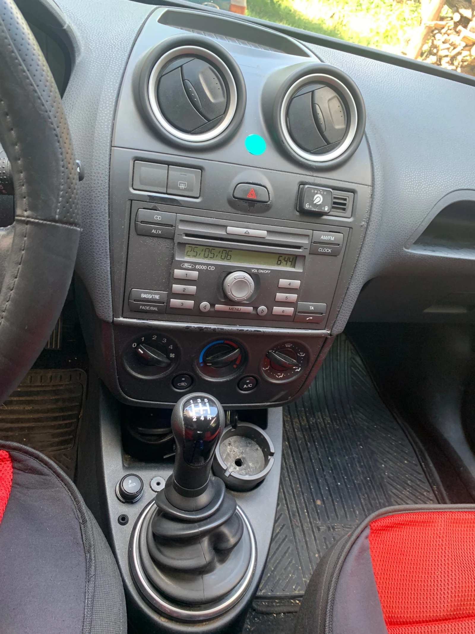 Ford Fiesta, снимка 5 - Автомобили и джипове - 53989933