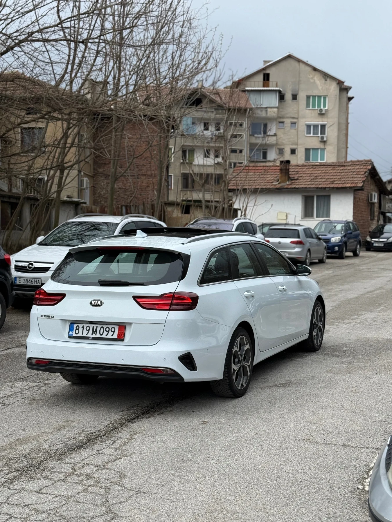 Kia Ceed SW 1.4T 7DCT �������� | Mobile.bg � ����������� 4