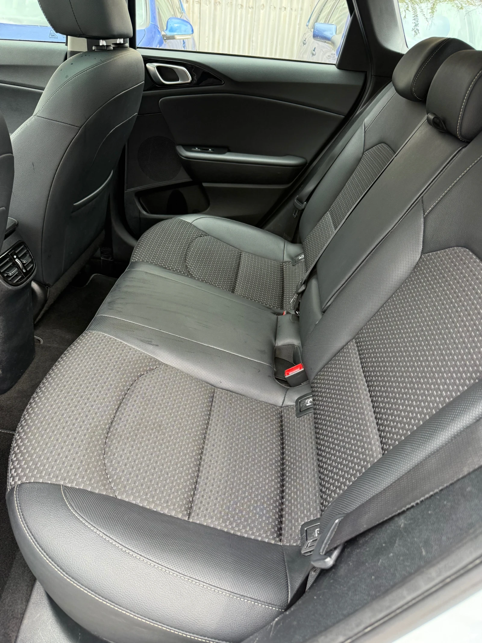 Kia Ceed SW 1.4T 7DCT �������� | Mobile.bg � ����������� 9