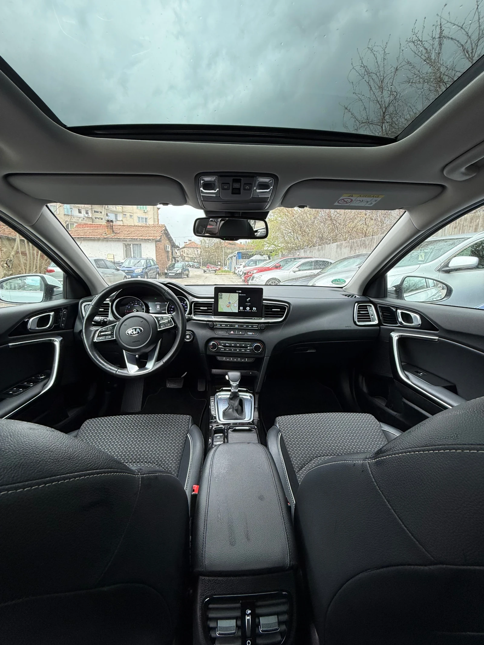 Kia Ceed SW 1.4T 7DCT �������� | Mobile.bg � ����������� 8