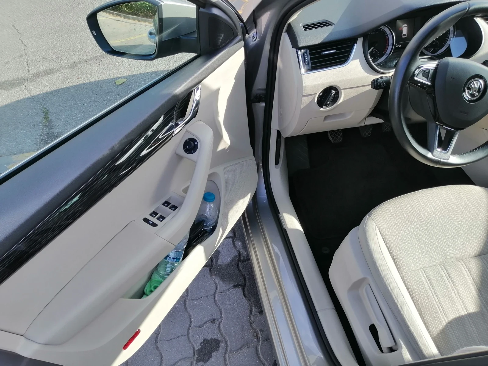 Skoda Octavia Метан, снимка 7 - Автомобили и джипове - 54021716