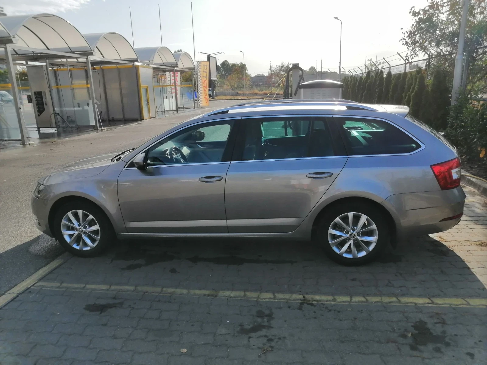 Skoda Octavia Метан, снимка 4 - Автомобили и джипове - 54021716