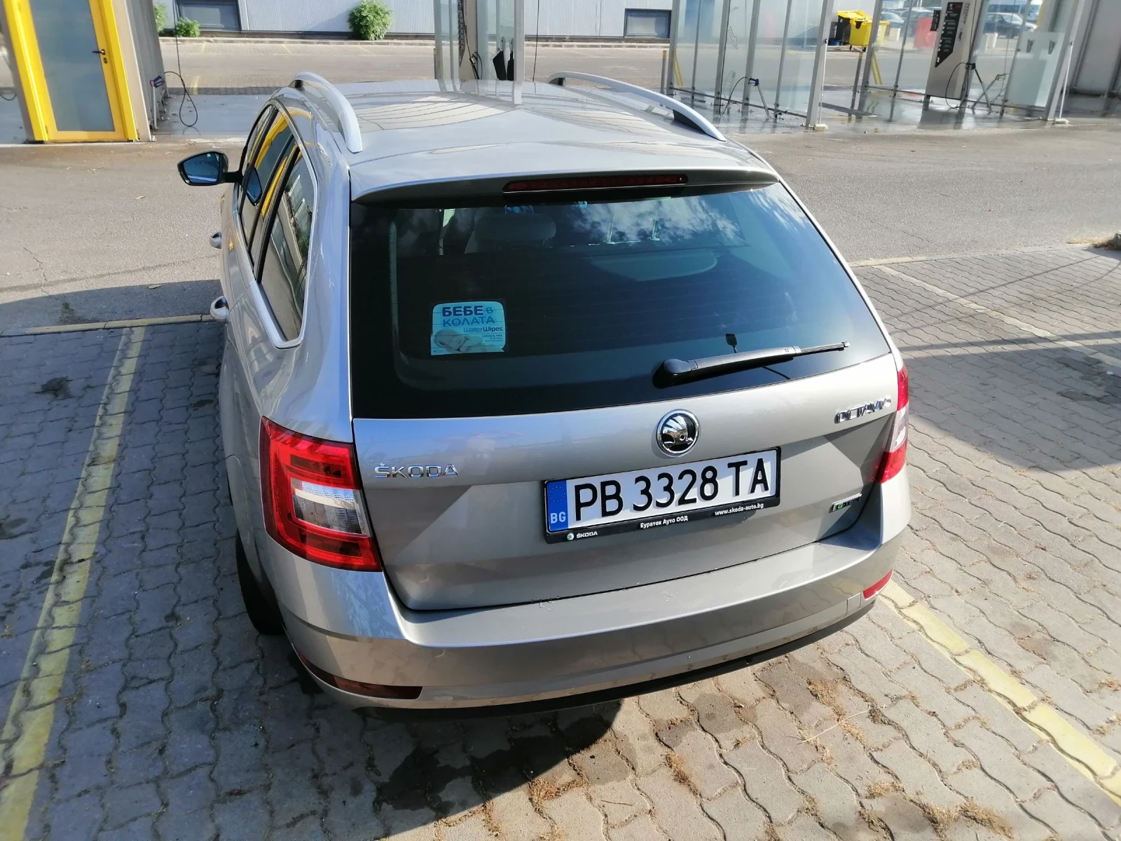 Skoda Octavia Метан, снимка 6 - Автомобили и джипове - 54021716