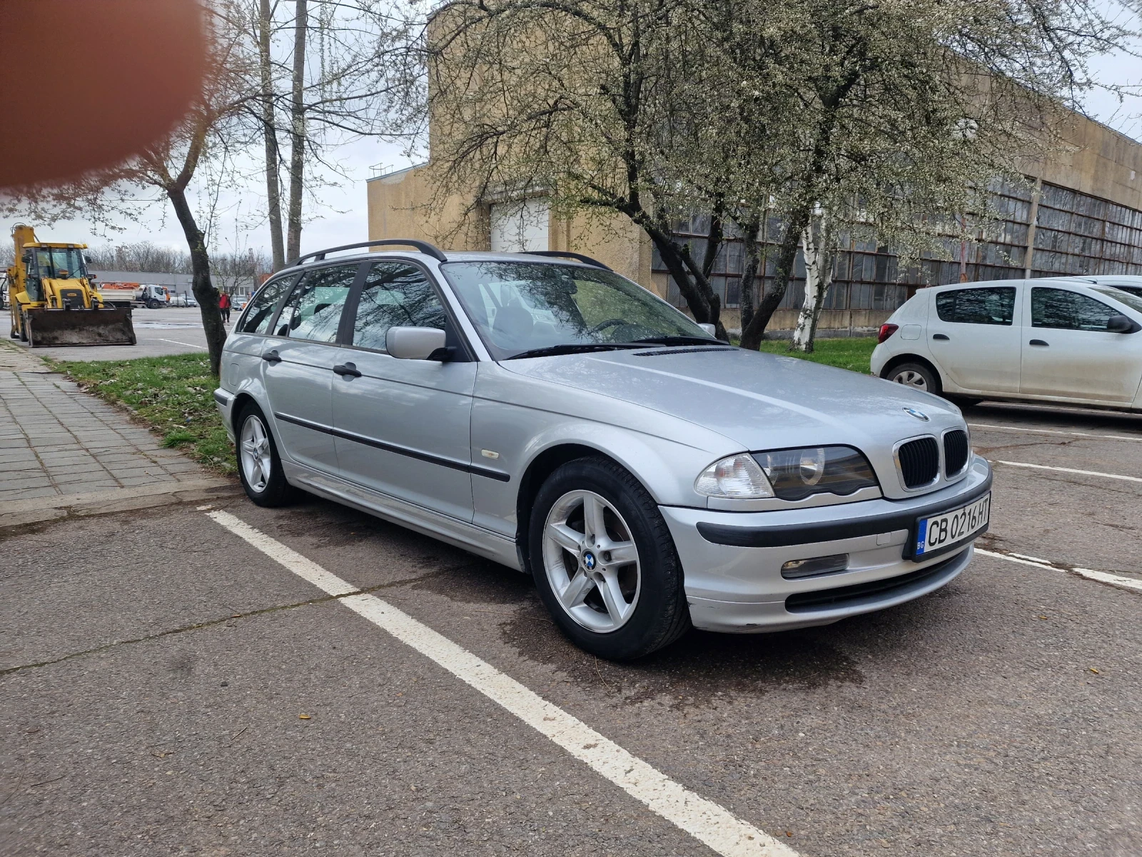 BMW 320, снимка 3 - Автомобили и джипове - 54038170