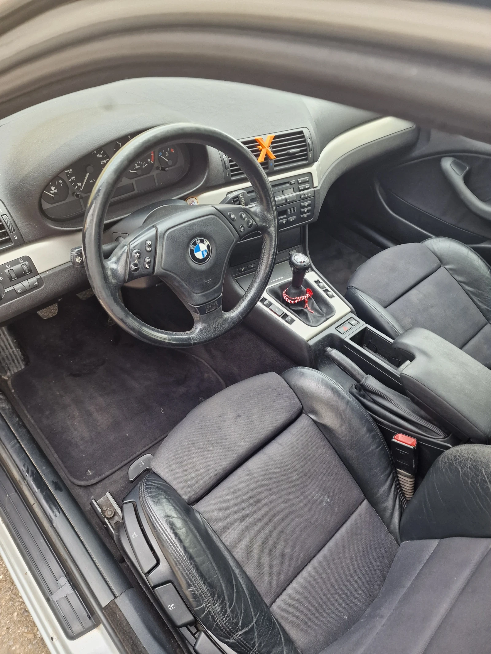 BMW 320, снимка 10 - Автомобили и джипове - 54038170