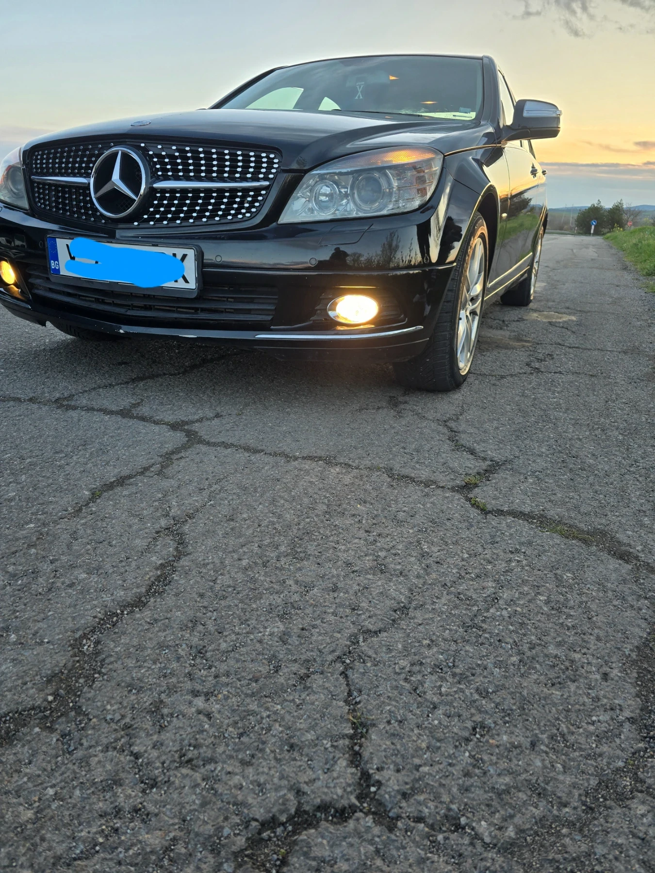 Mercedes-Benz C 220, снимка 2 - Автомобили и джипове - 54167804