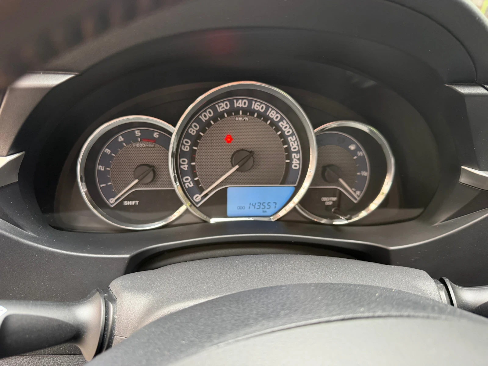 Toyota Corolla 1.4D4d 143557km 2014, снимка 14 - Автомобили и джипове - 54471476