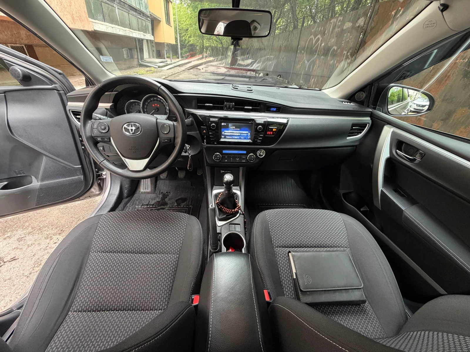 Toyota Corolla 1.4D4d 143557km 2014, снимка 8 - Автомобили и джипове - 54471476