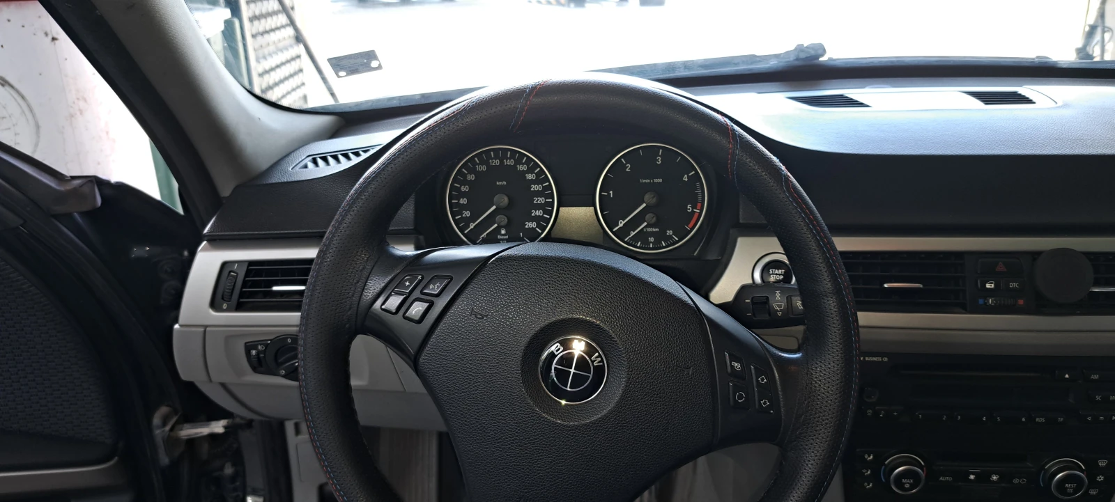 BMW 320 2.0D, снимка 8 - Автомобили и джипове - 54650207