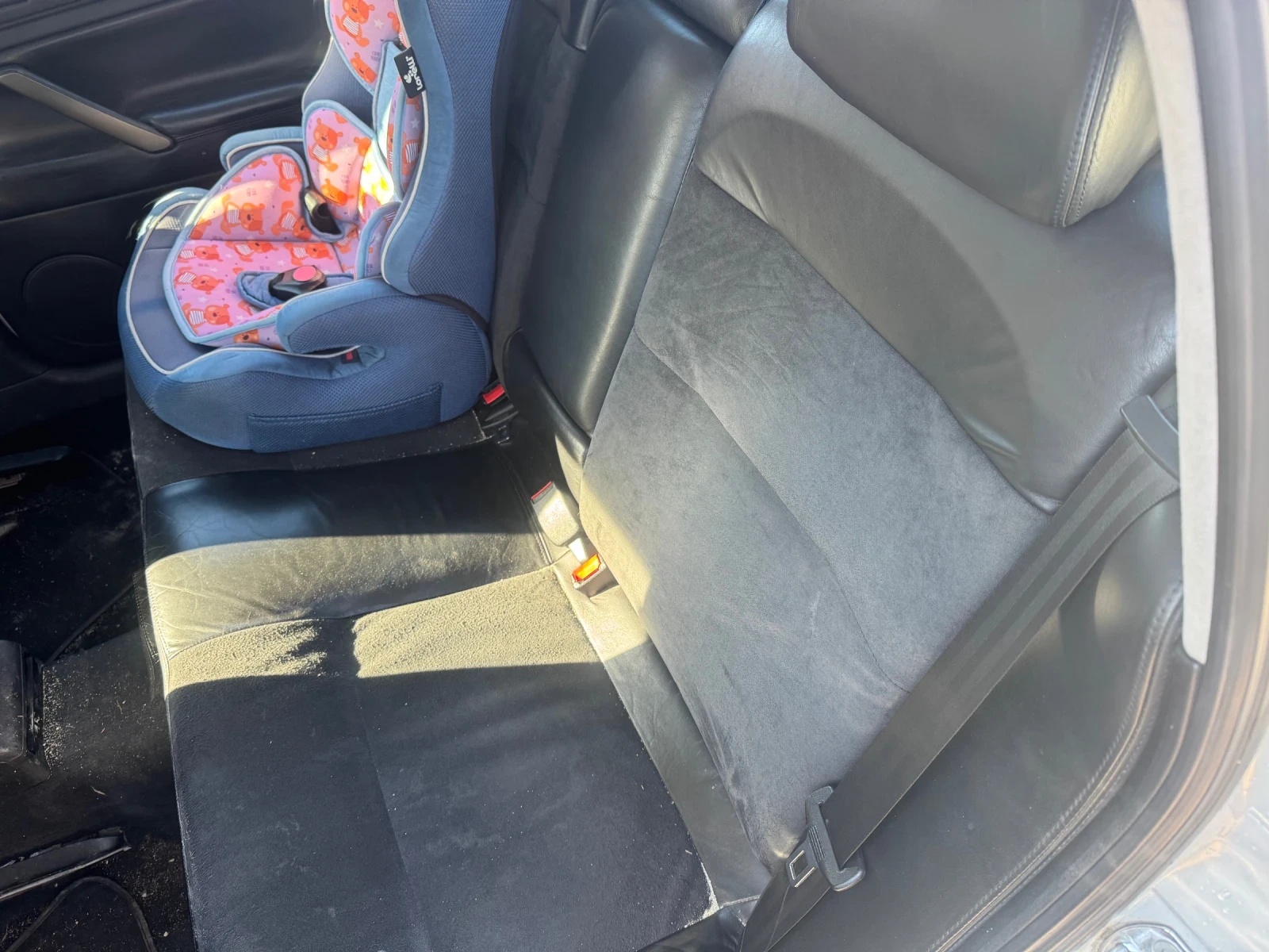 VW Passat 1.9 TDI, снимка 9 - Автомобили и джипове - 54898357