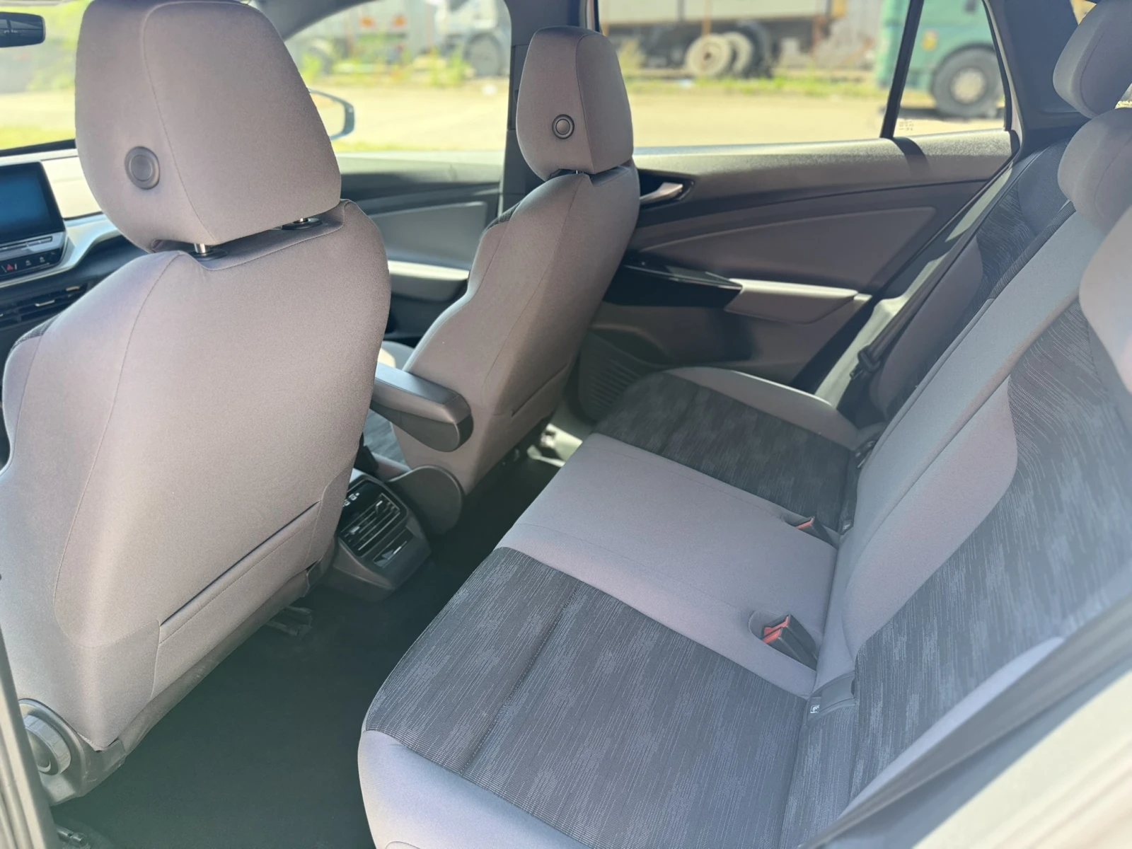 VW ID.4 Pro 77 kWh, снимка 16 - Автомобили и джипове - 54928640