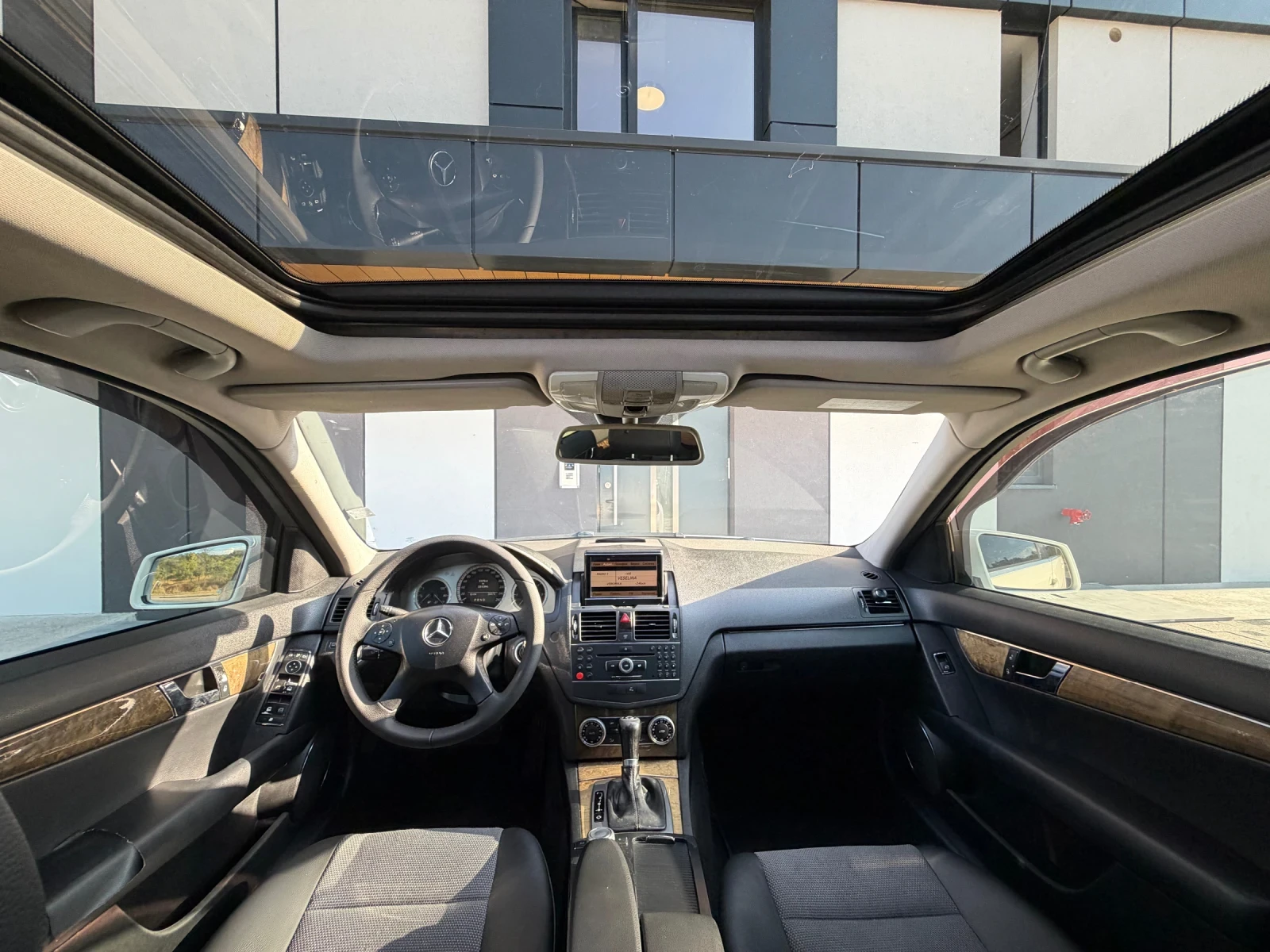 Mercedes-Benz C 220 Avantgard/Avtomat/Panorama, снимка 10 - Автомобили и джипове - 55629252