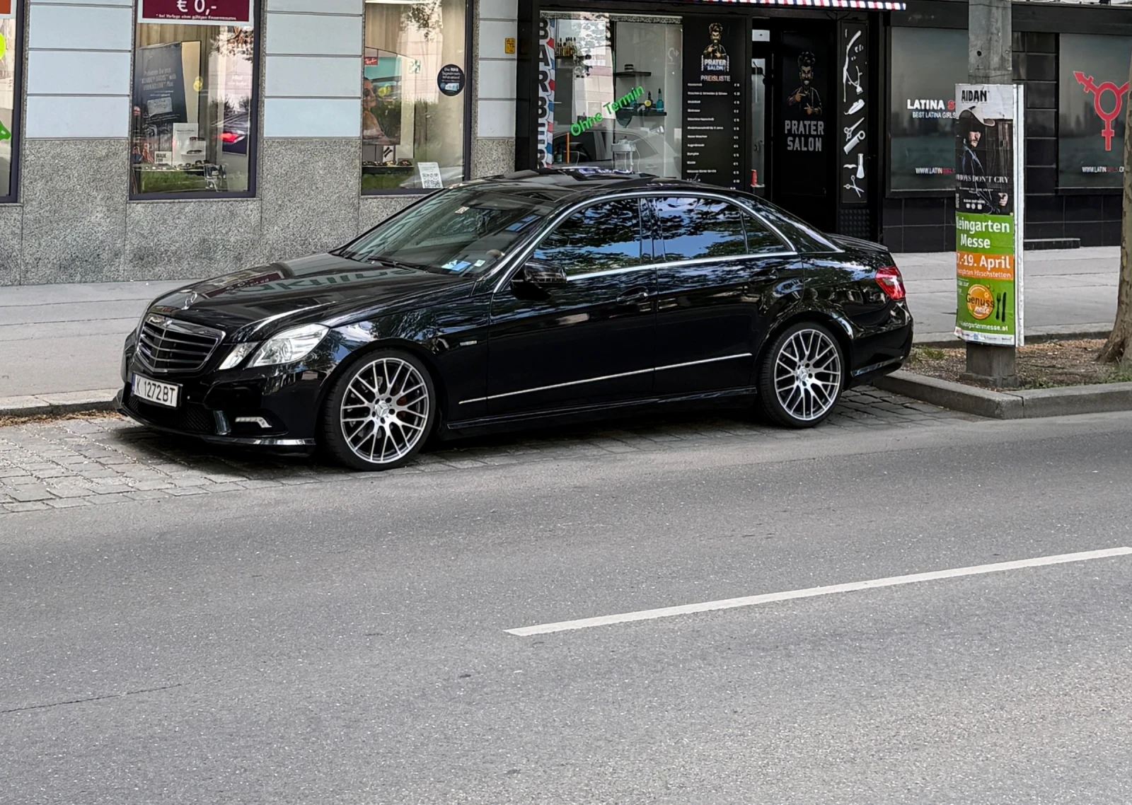 Mercedes-Benz E 350, снимка 3 - Автомобили и джипове - 55781147