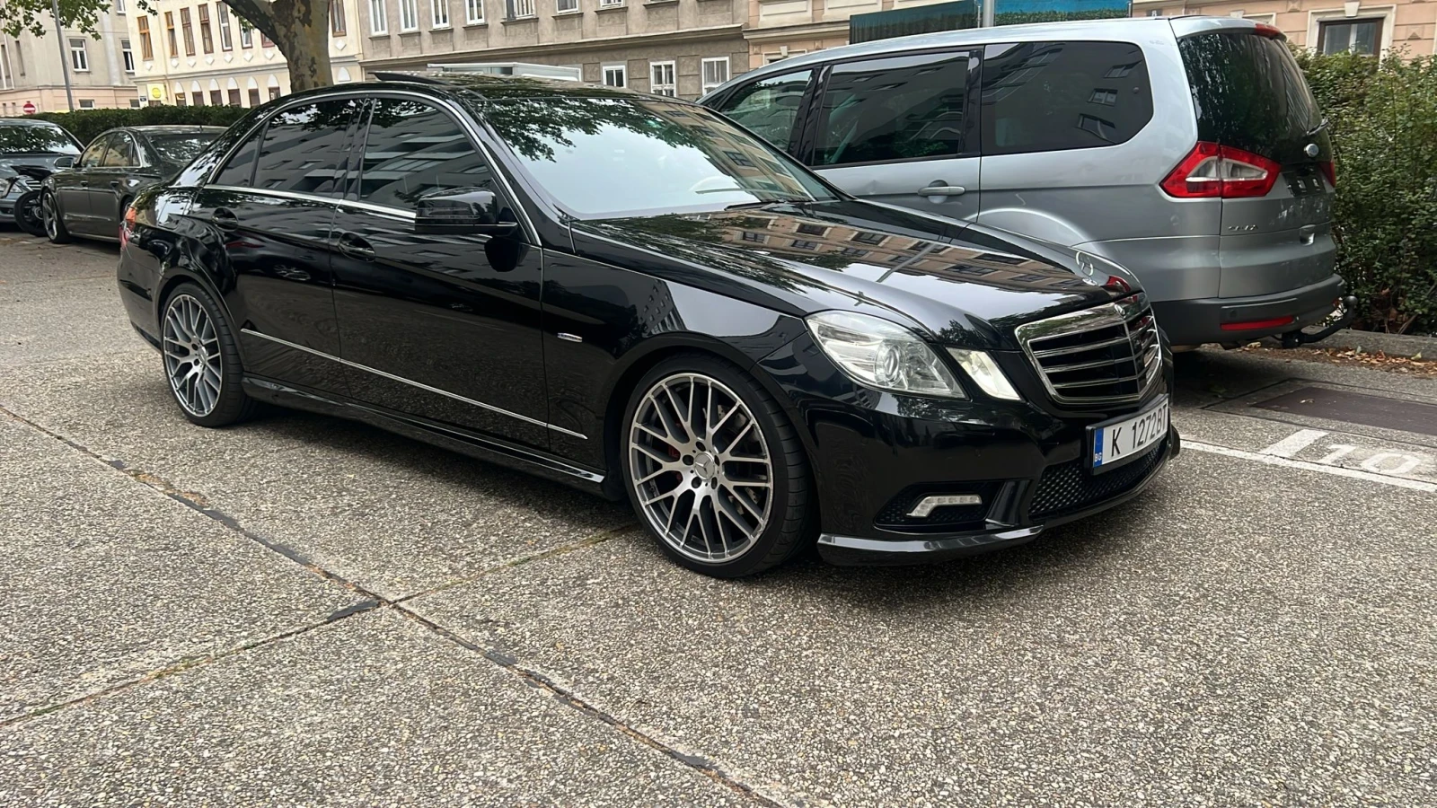 Mercedes-Benz E 350, снимка 4 - Автомобили и джипове - 55781147