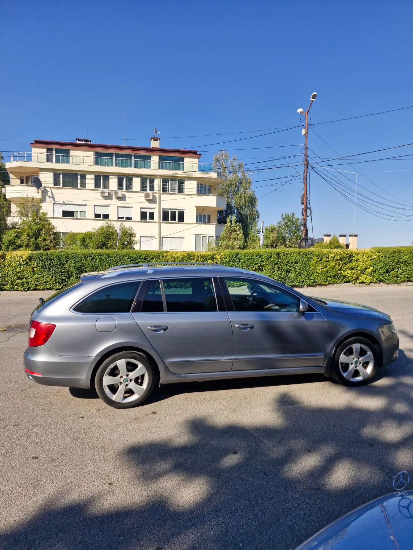 Skoda Superb 2.0/140, снимка 8 - Автомобили и джипове - 56019839