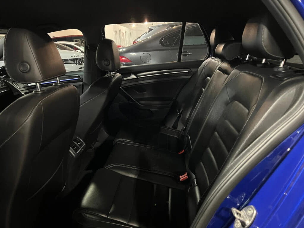 VW Golf R* DCC* РЪЧКА* DIS* LANE ASSIST* FENDER* КРАЙНА ЦЕ, снимка 17 - Автомобили и джипове - 56227558