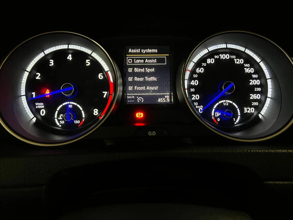 VW Golf R* DCC* РЪЧКА* DIS* LANE ASSIST* FENDER* КРАЙНА ЦЕ, снимка 12 - Автомобили и джипове - 56227558