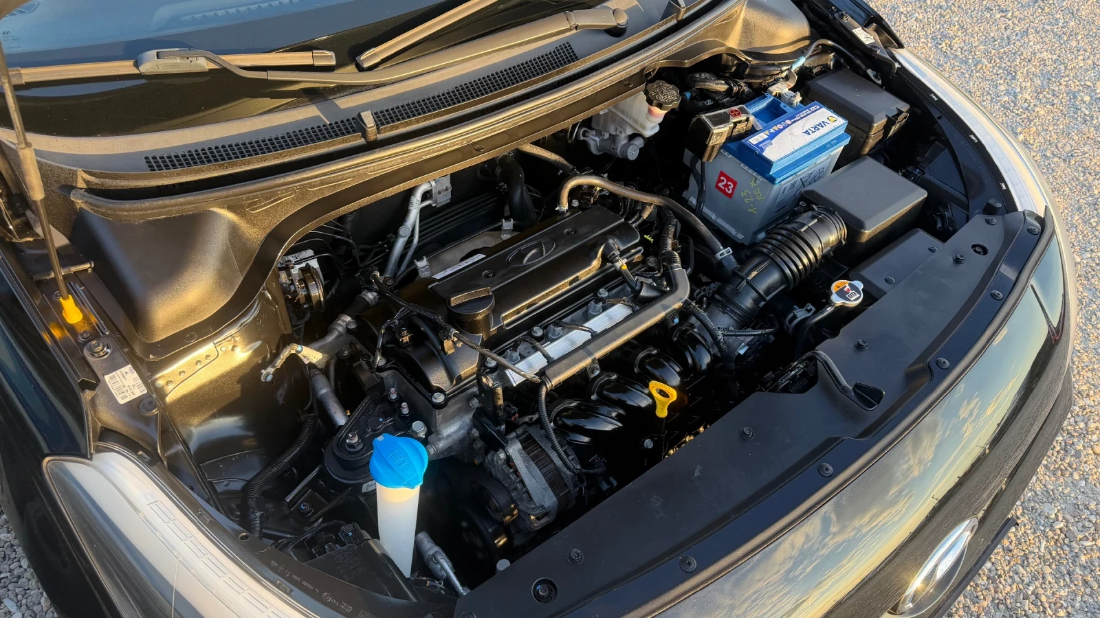 Hyundai I20 1.25i 84kc * STYLE* 150000km* EURO 6b* ������ *  | Mobile.bg � ����������� 15