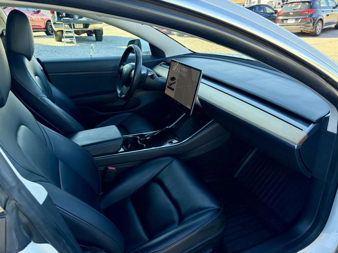 Tesla Model 3 RWD-STANDARD RANGE, снимка 12 - Автомобили и джипове - 56581012