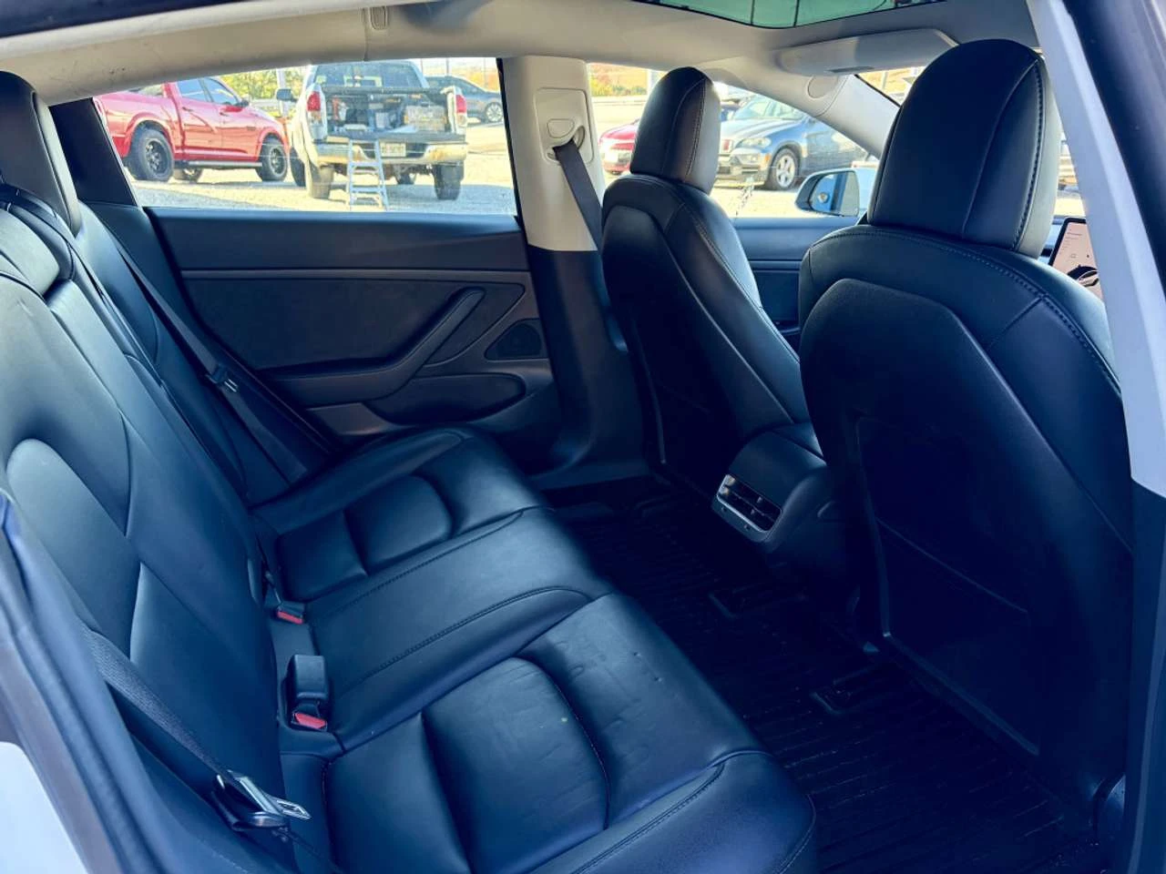 Tesla Model 3 RWD-STANDARD RANGE, снимка 13 - Автомобили и джипове - 56581012