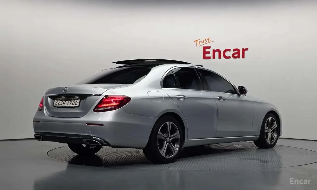 Mercedes-Benz E 300 * E300 Avantgarde * ��������� * HEAD UP *  | Mobile.bg � ����������� 2
