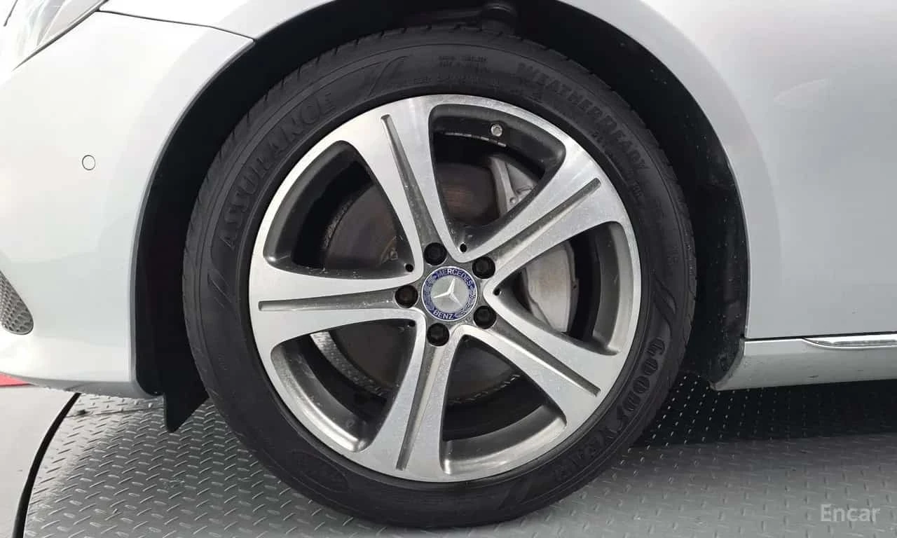 Mercedes-Benz E 300 * E300 Avantgarde * ��������� * HEAD UP *  | Mobile.bg � ����������� 5