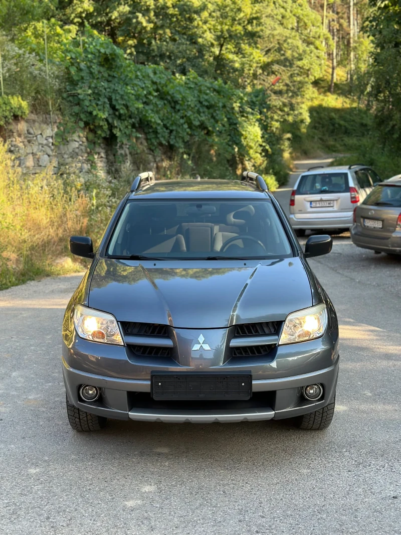 Mitsubishi Outlander 2.0i ГАЗ, снимка 3 - Автомобили и джипове - 47106427