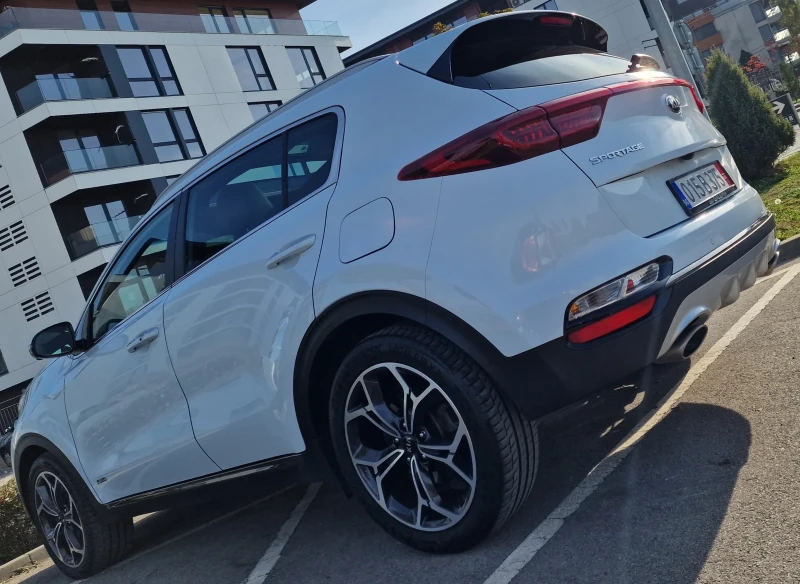 Kia Sportage 1.6 TGDI GT Line 4WD, снимка 6 - Автомобили и джипове - 47718558