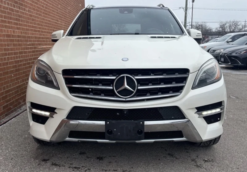 Mercedes-Benz ML 350 BLUETEC * * НА ПРУЖИНИ * * 360 КАМЕРА * * CARFAX *, снимка 2 - Автомобили и джипове - 53128273