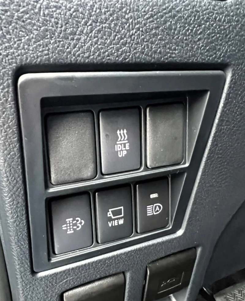 Toyota Hilux 2.8 D-4D/MILD HYBRID/INVINCIBLE/JBL/360/, снимка 9 - Автомобили и джипове - 53538309