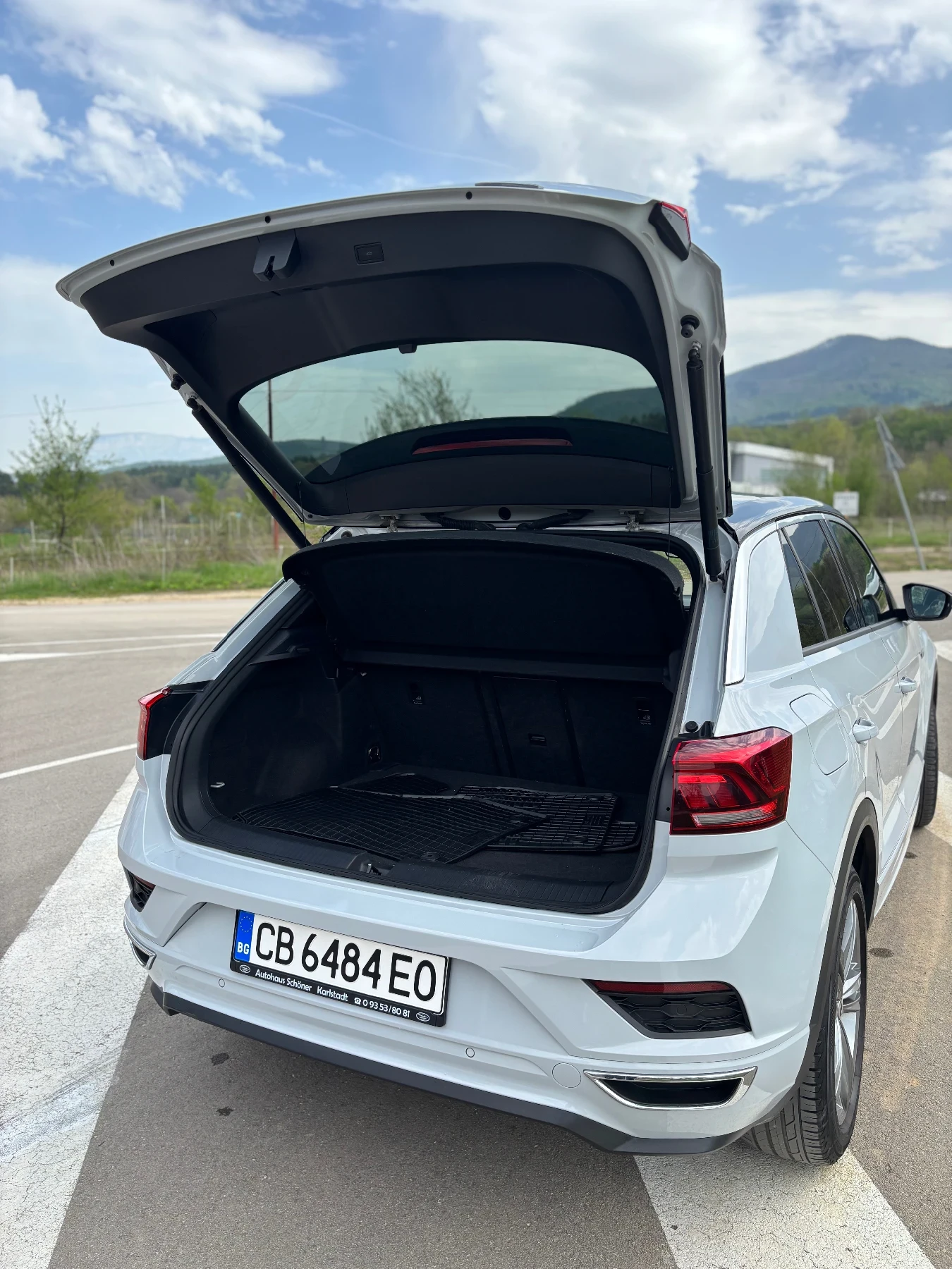 VW T-Roc 2.0 TSI R-line 4motion - изображение 6