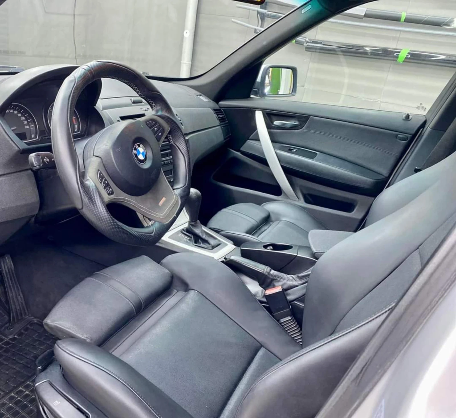 BMW X3 3.0d - изображение 8