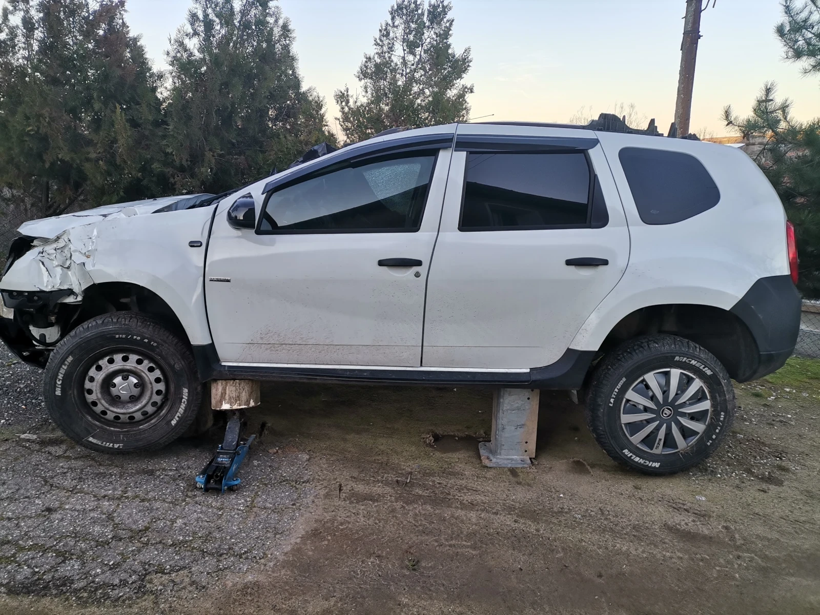 Dacia Duster 1.5 dci 90к.с. 2013г. - изображение 3