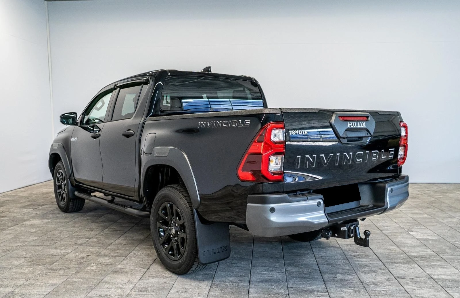 Toyota Hilux 2.8 D-4D/MILD HYBRID/INVINCIBLE/JBL/360/ - изображение 4